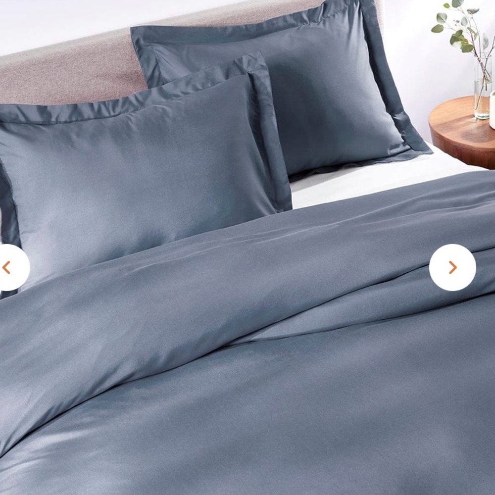 Peach Skin Sheets Duvet Cover & 2 Shams (King)